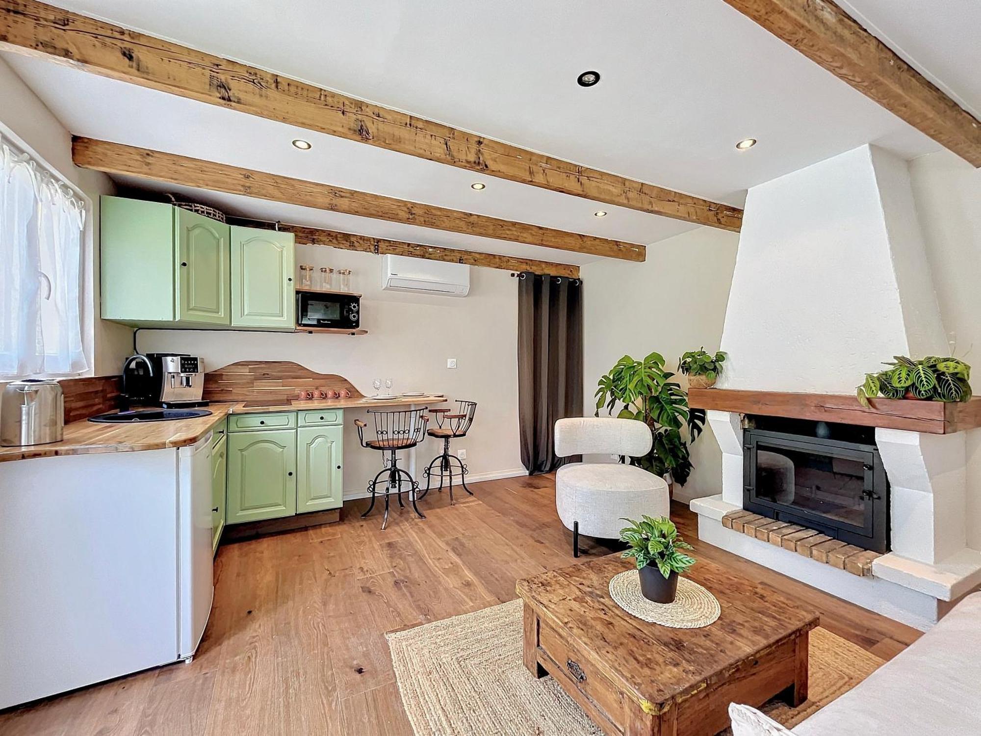 Maison Avec Jacuzzi Et Terrasse ポントー・コンボー エクステリア 写真
